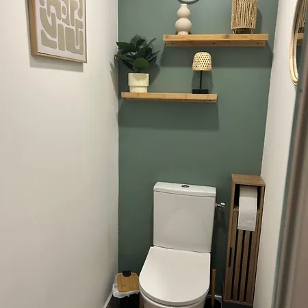 La Parenthese , Marine Apartment